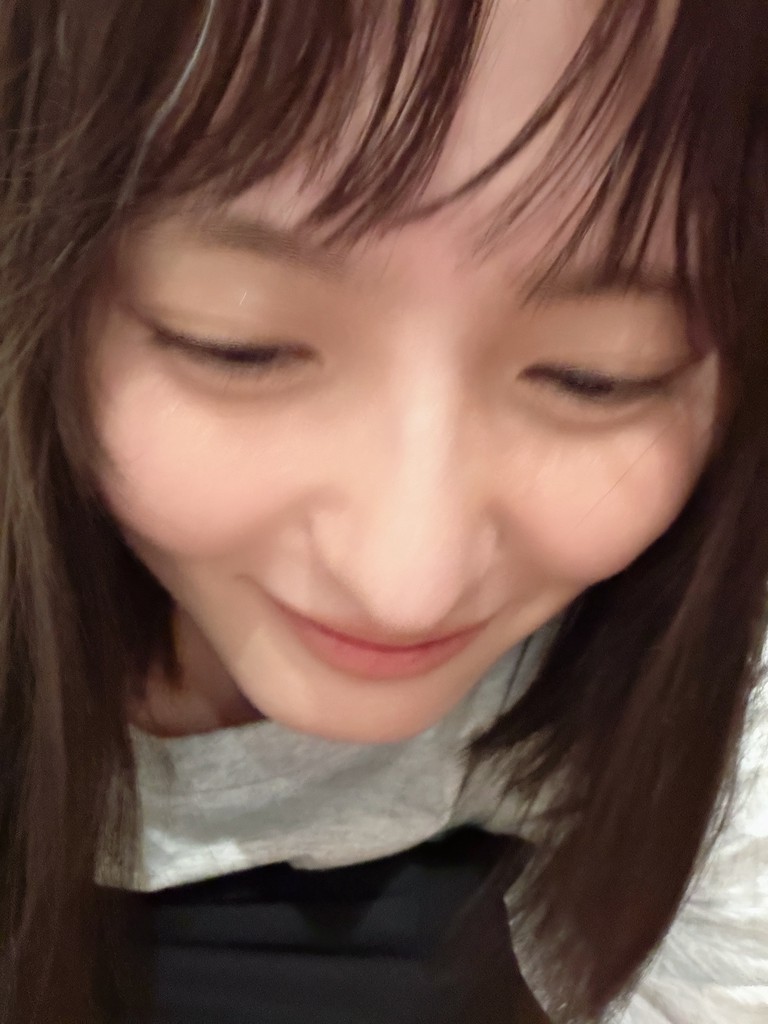2026.08.05｜远藤樱 Message..定期性到来的眉上刘海爱✂︎好困哦