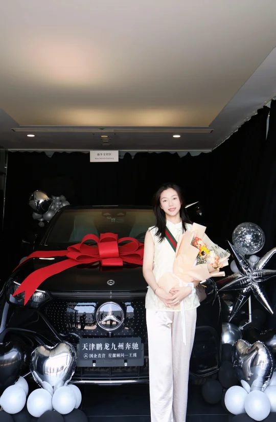 Mercedes- Benz 第7️⃣1️⃣台交车 恭喜🎉好姐姐喜提...