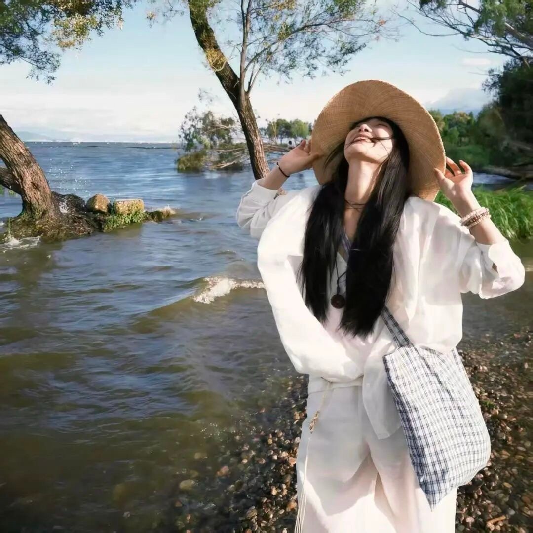 ⋄𝒘𝒂𝒓𝒎 𝒍𝒊𝒇𝒆 ⛅🍃ᥫᩣ心若无所求有风无风皆自由 