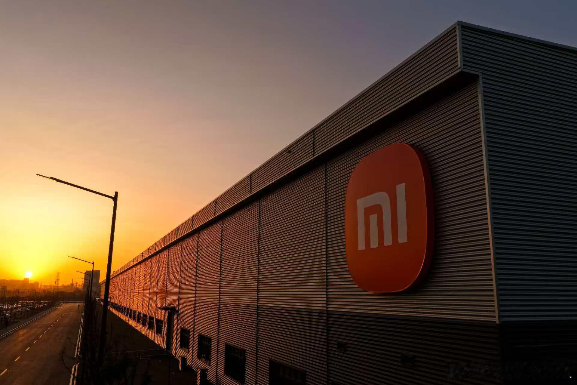 卢伟冰宣布小米将发布自产中央空调现在再回头看那些质疑小米做大家电的声音，真的有点