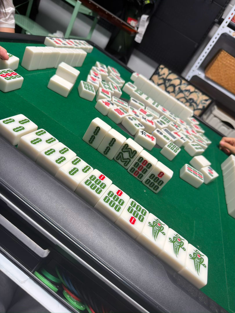 生活里的小确幸就是自摸三家清一色