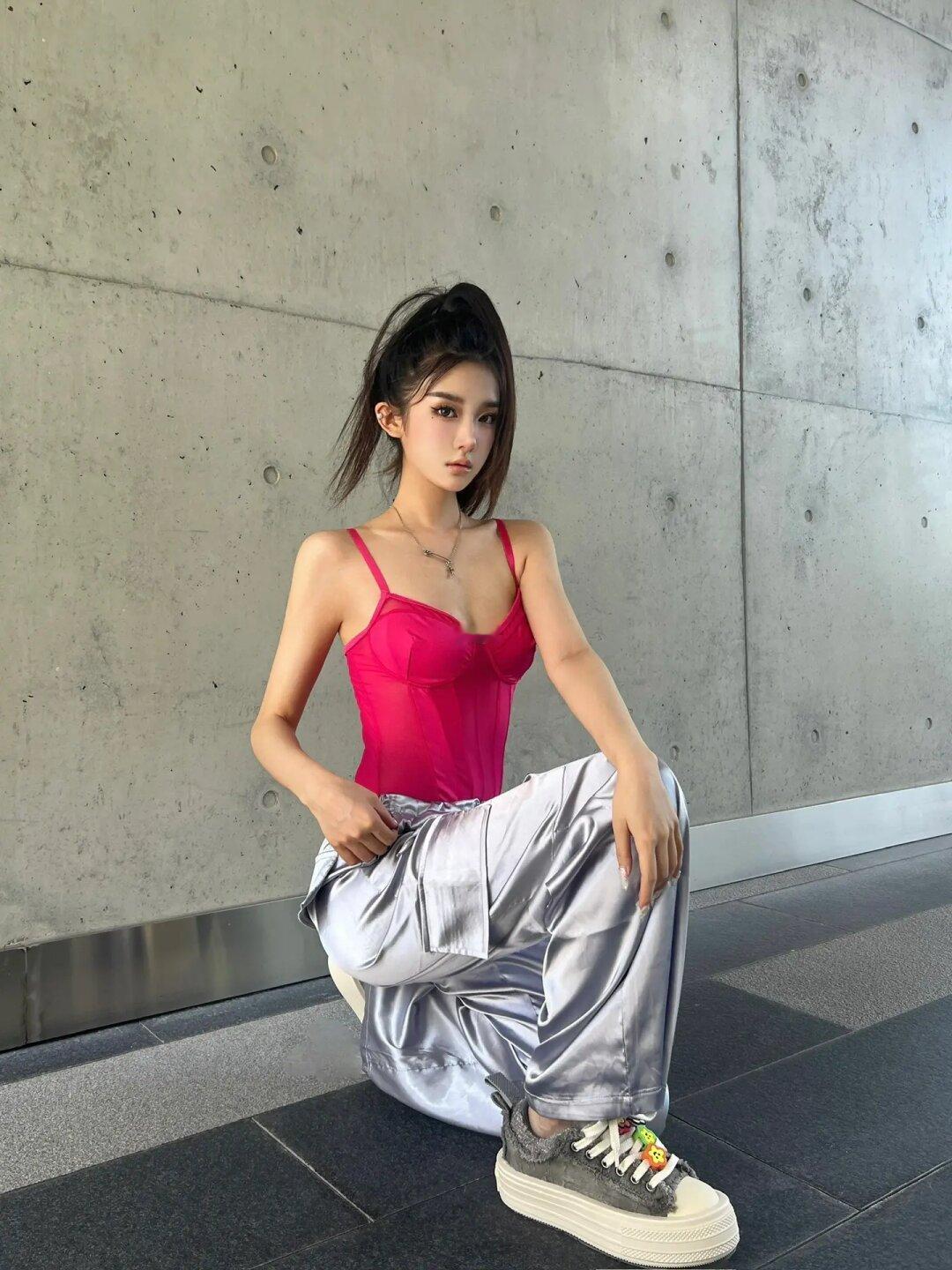 辣妹出游
