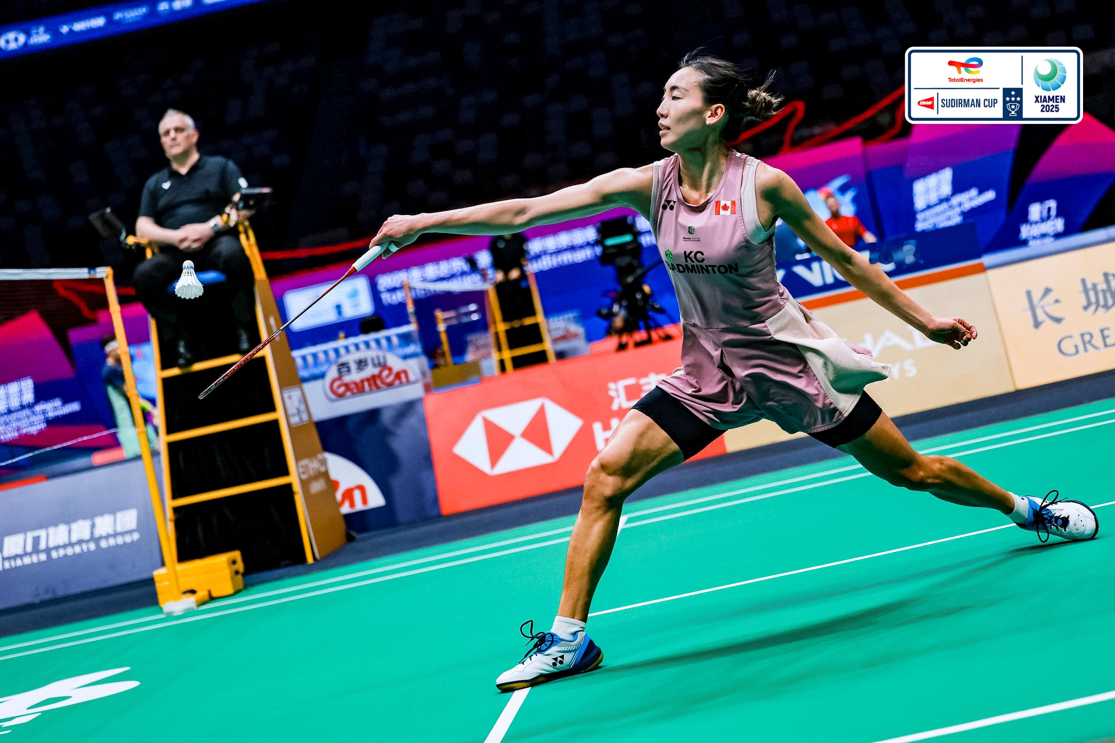 李文珊🇨🇦 16-21、21-12、21-19 🇹🇭因达农李文珊决胜局1