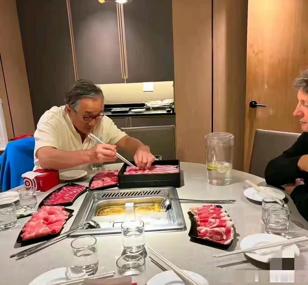 成龙都这么老了？！ ​​​