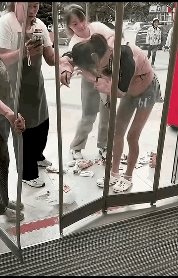 这是被抓现行了？？