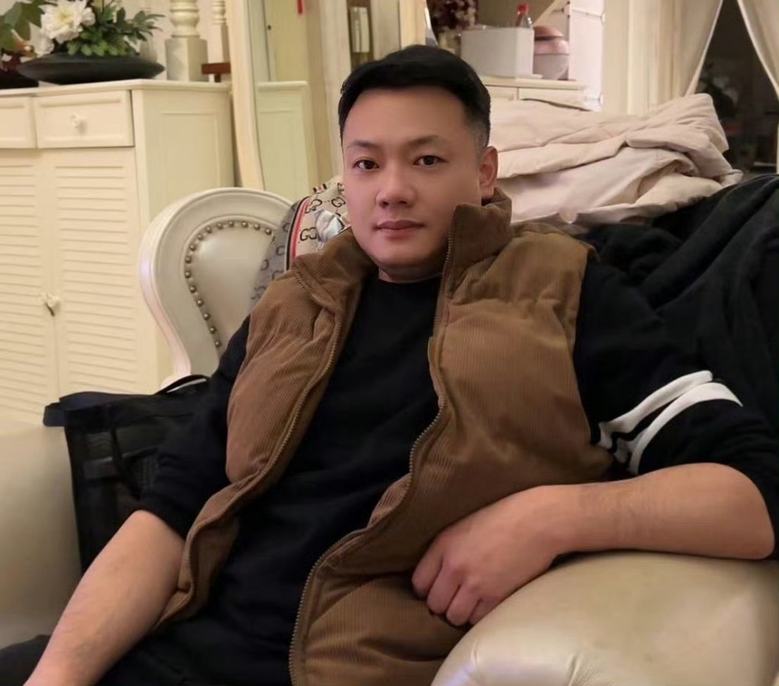 成都征婚【第7485号】85年男生，身高187，MBA研究生，金融风控，年收入2