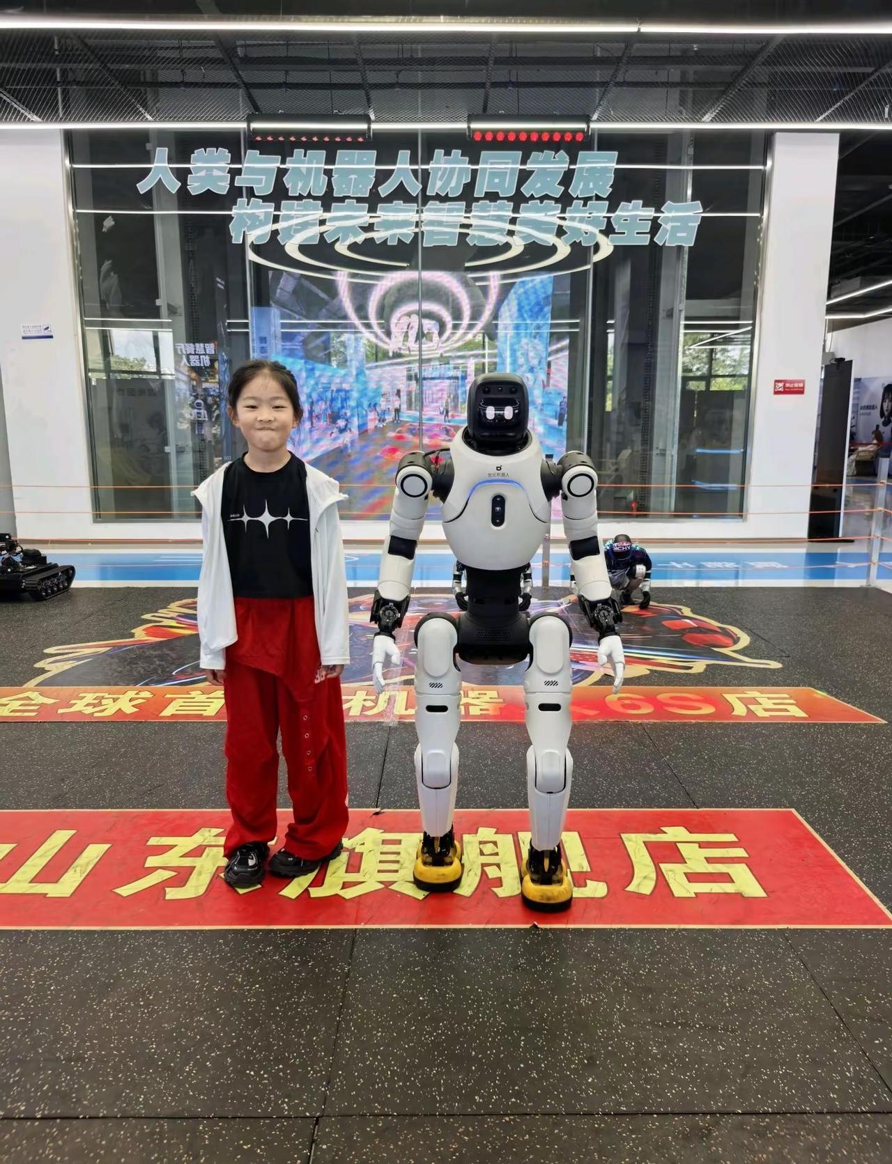 枣庄机器人6S店 枣庄AI科技馆