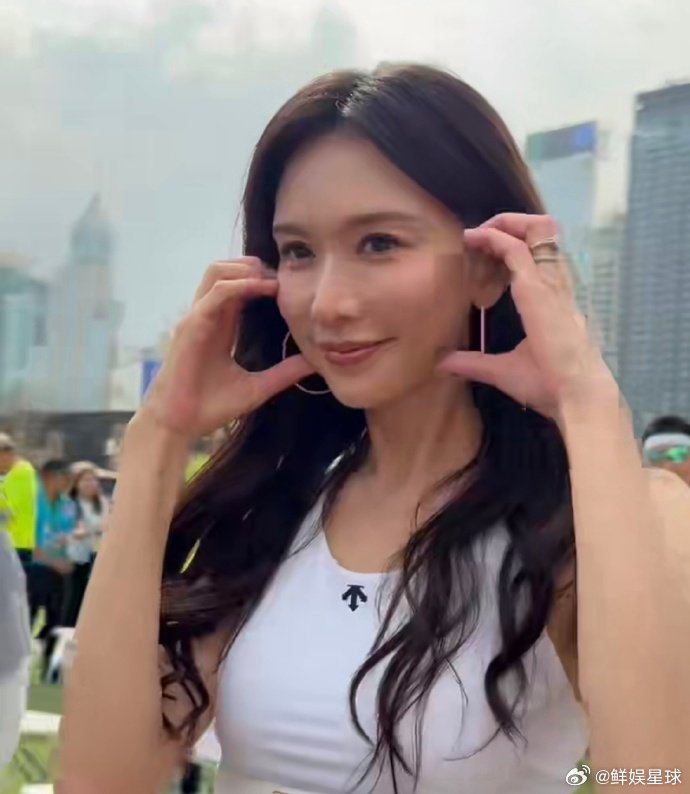 张朝阳林志玲马拉松连线 春天就该迈开腿！被张朝阳和林志玲的运动氛围感狠狠拿捏张朝