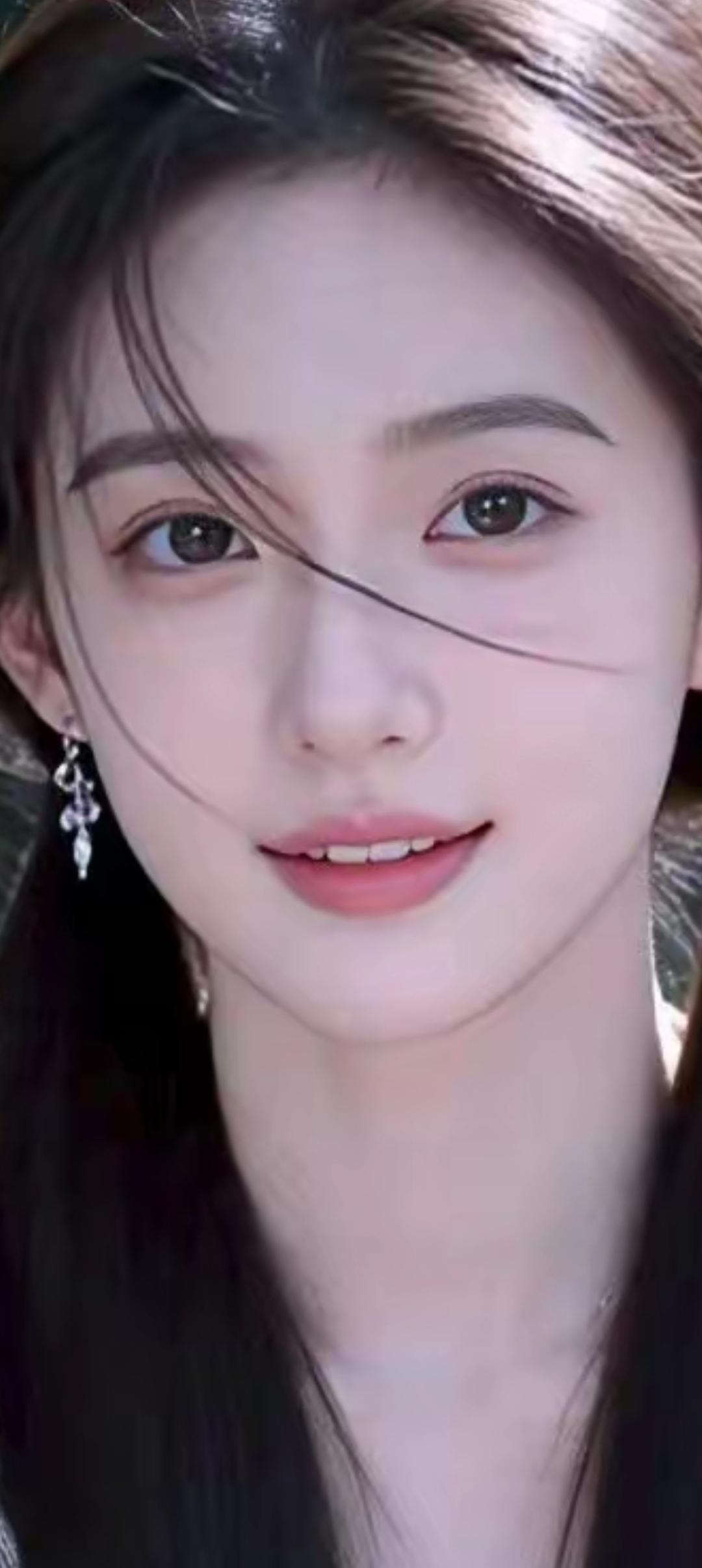 温柔甜美的微笑，散发着青春的气息！🌸💖