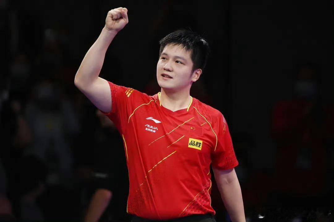 FZD樊振东：不是回头看他们离自己还有多远，而是自己也要全力以赴奋力向前跑 