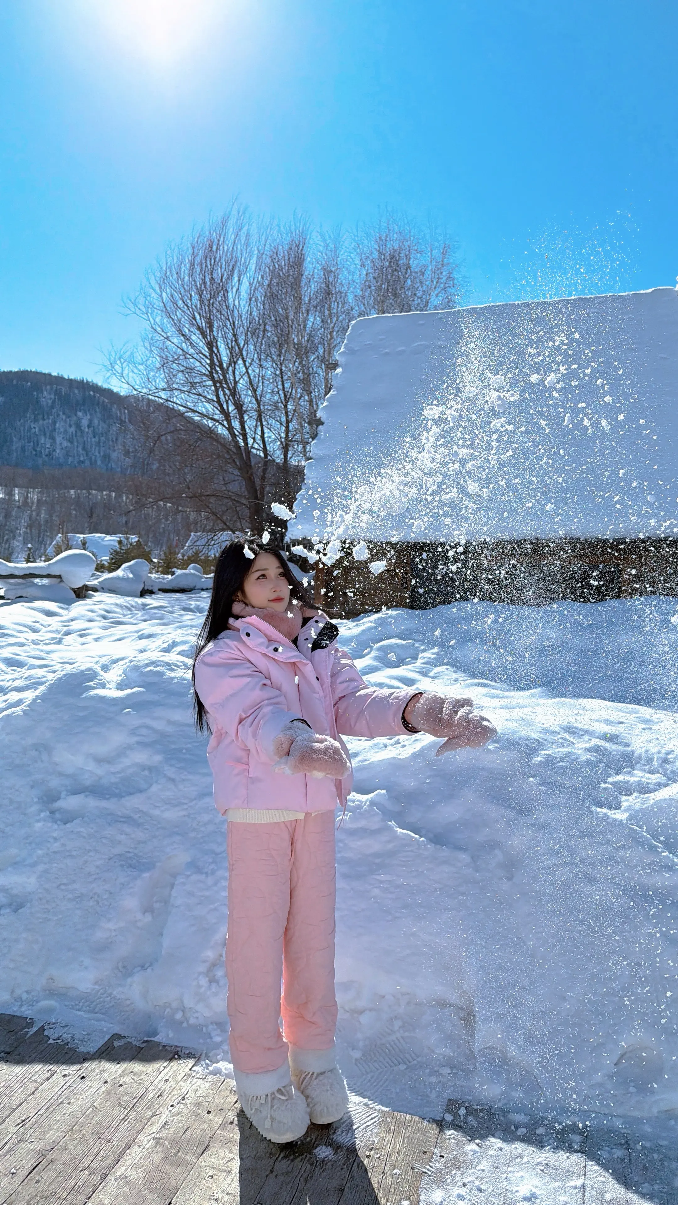 ≽^•༚• ྀི≼