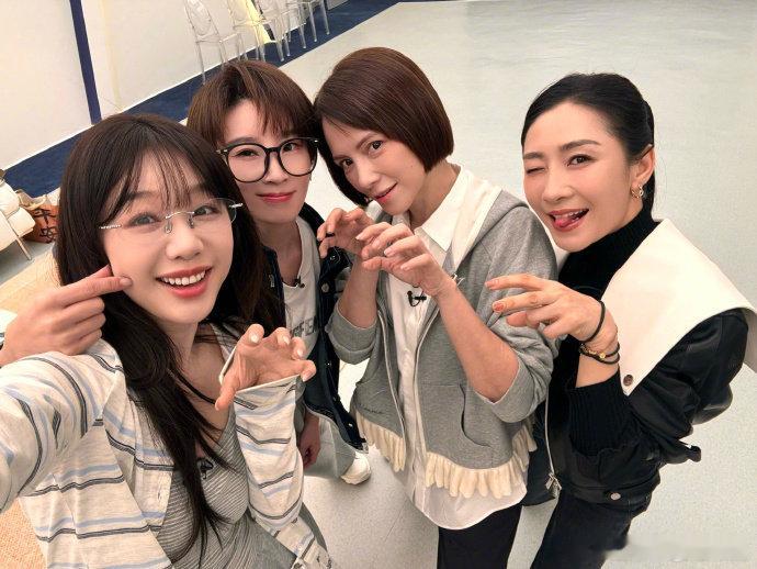 李心洁谢楠陶昕然徐梦洁二公一组节目组是懂分组的，把四位风格不同但都超圈粉的姐姐放