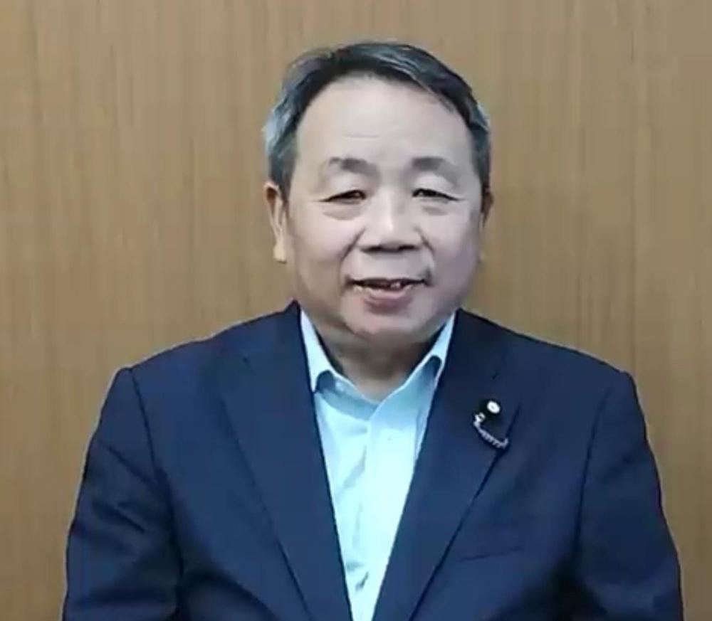 日本议员石平太郎在推特新开一个账号，这个账号是专用于发布中文动态信息的，石平为何