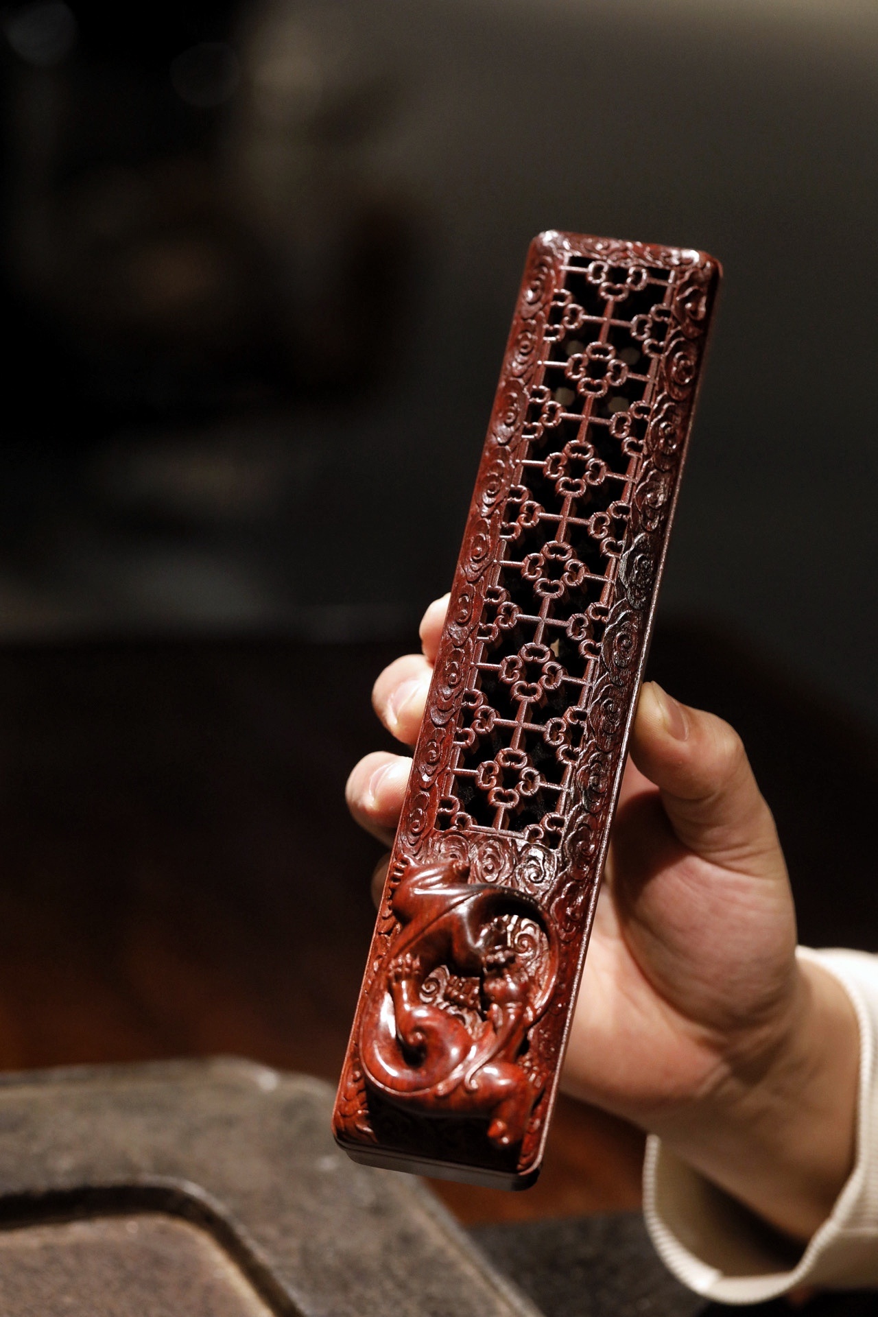 小叶紫檀老料｜螭龙香盒 