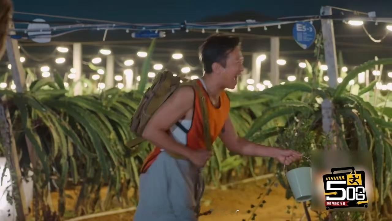 陈赫说AI没办法替代综艺AI代替不了邓超哈哈哈哈哈鹿晗不允许邓超自己丑 导演组多