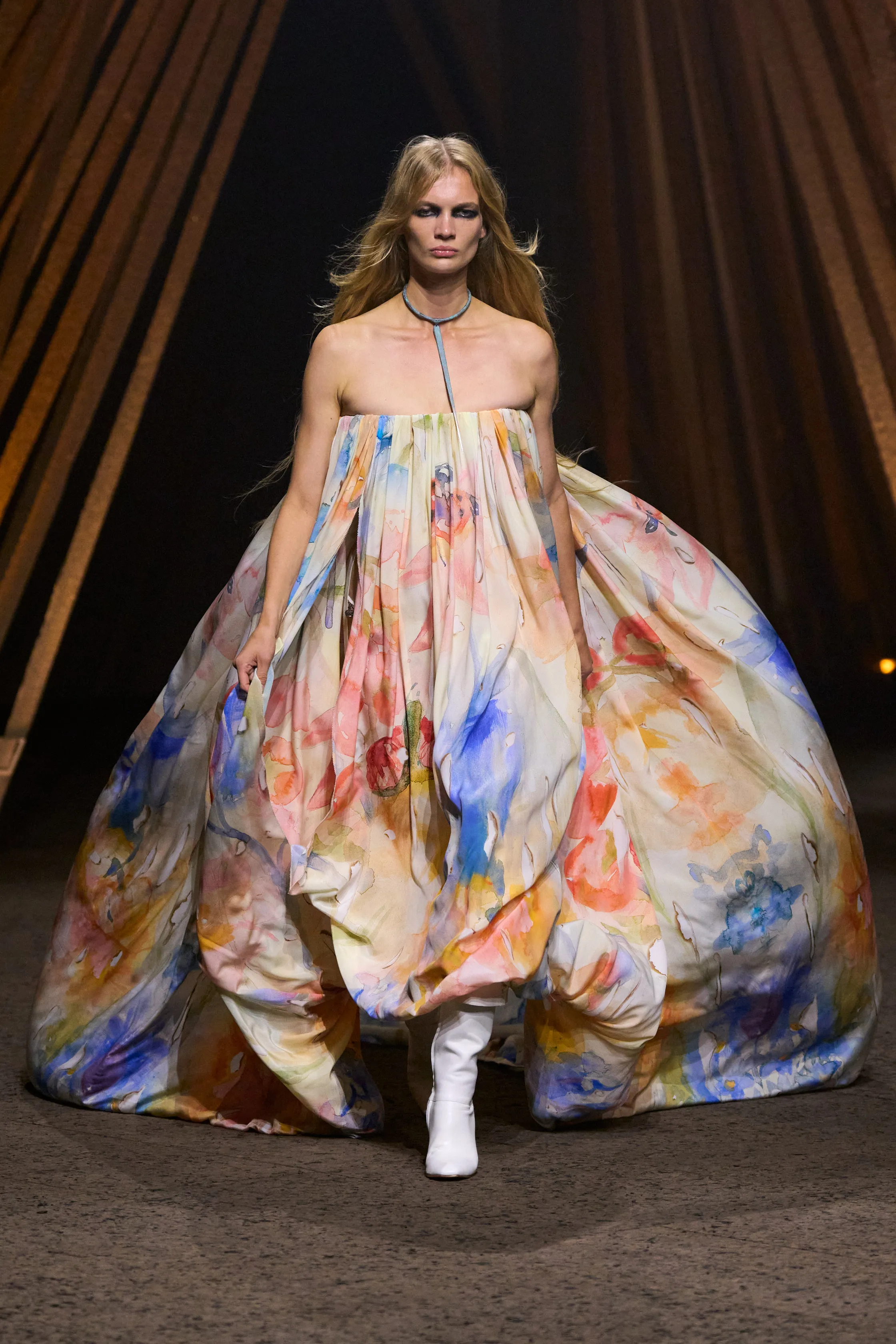 头排云看秀 McQueen2026春夏时装秀McQueen SPRING 202