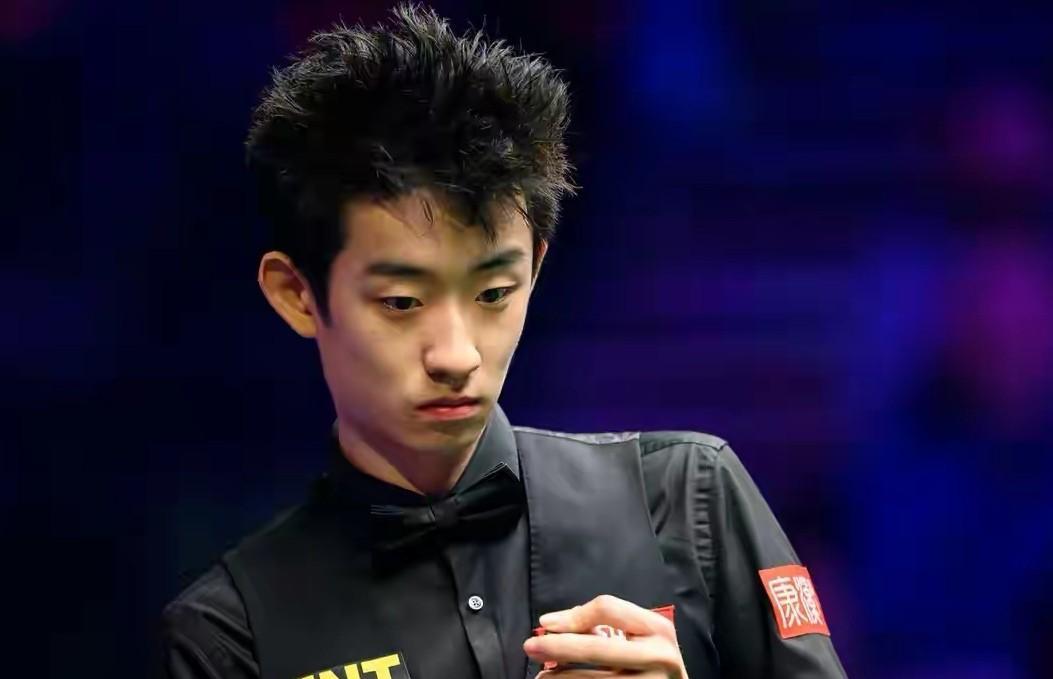 4月26日的斯诺克世锦赛1/8决赛，两场焦点赛事同时开打，一边是中国小将吴宜泽对