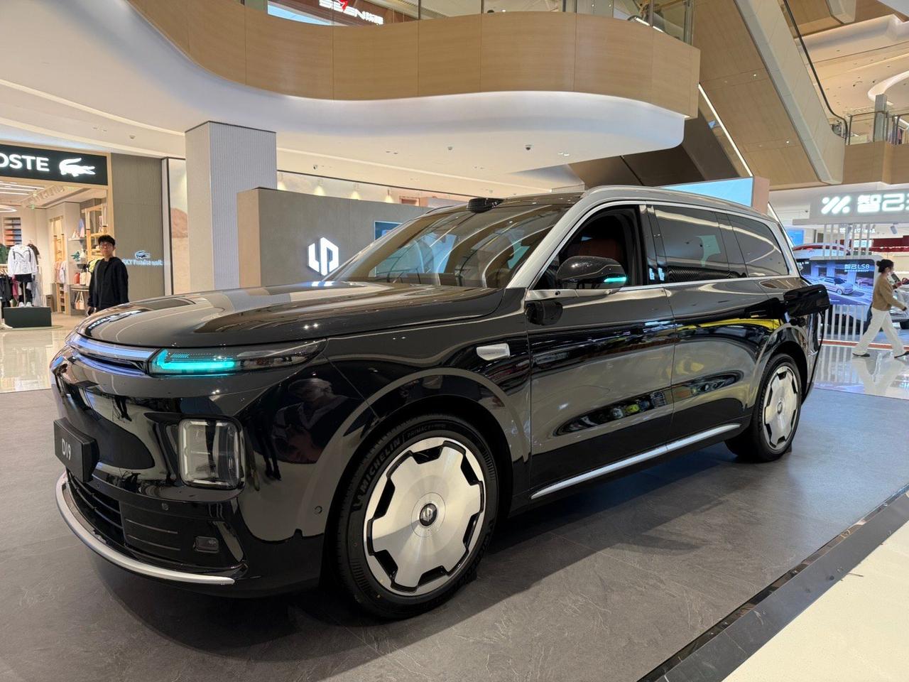 北京车展优惠炸场！现在抄底还是再等等？
2026北京车展马上开幕，各大品牌全豁出