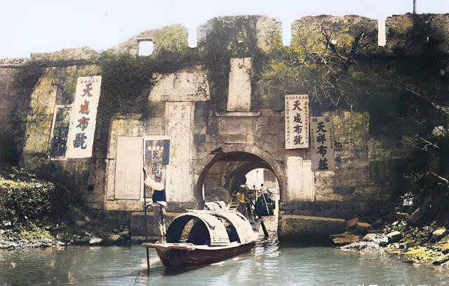 鲁迅先生祖宅旁的东郭门。思乡