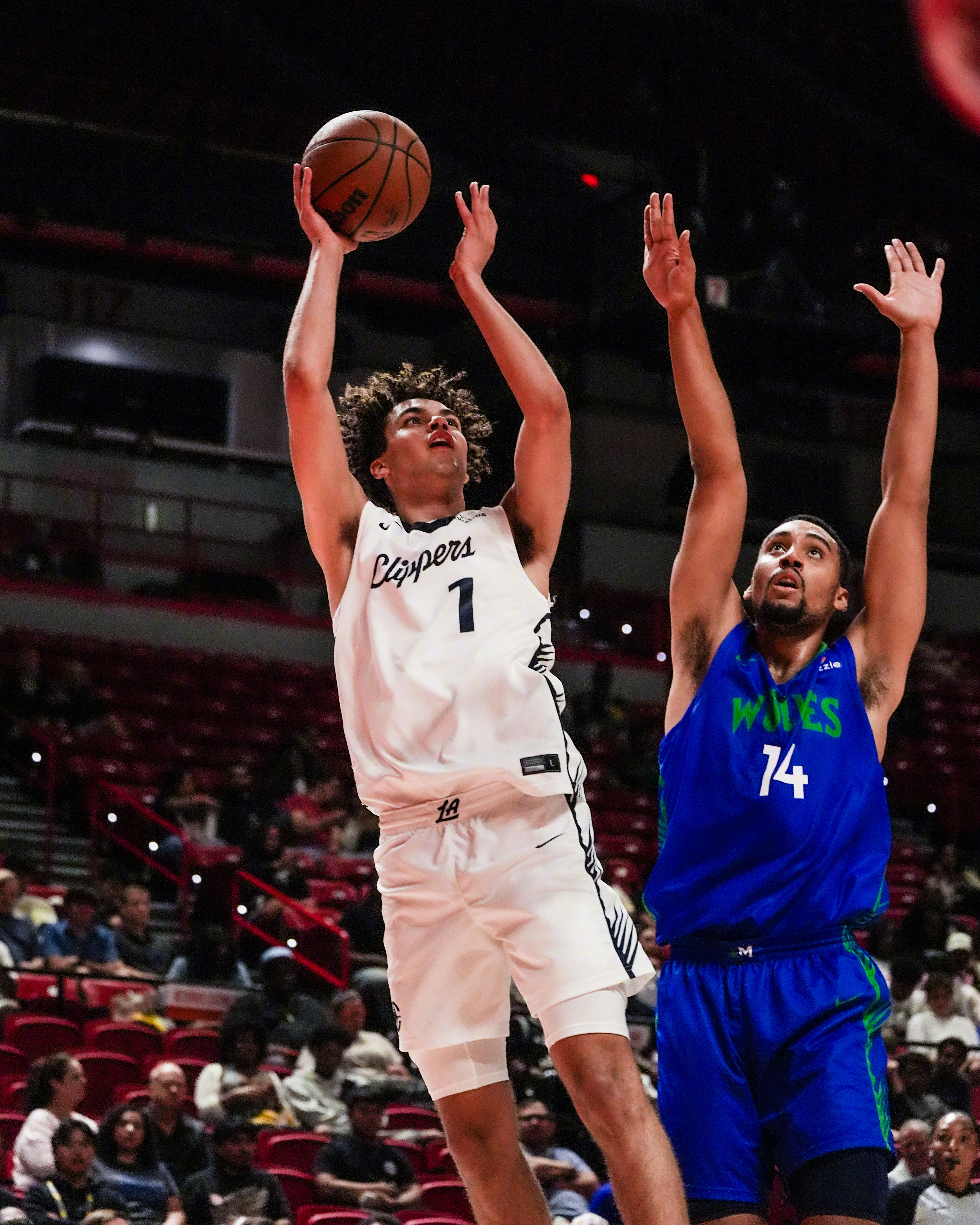 三节还没打完，瓦格勒已经得到20分了！NBA夏季联赛