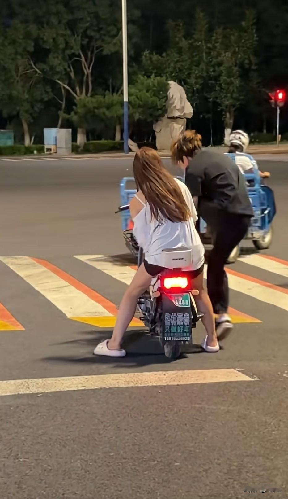 骑三轮的会不会是前任