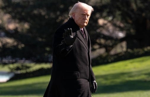 #特朗普翻脸称北约就是纸老虎# 【欧洲不出兵，特朗普翻脸：北约就是“纸老虎”，退