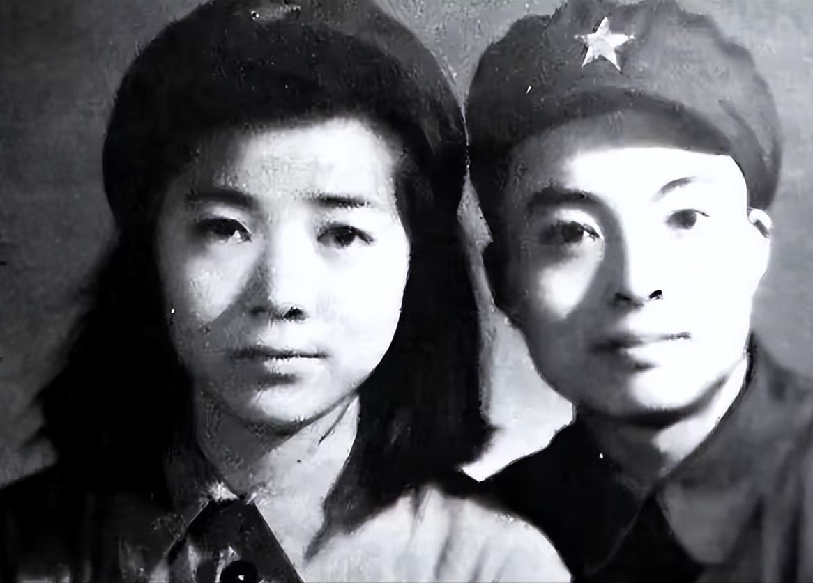 1959年，志愿军排长王兴复为了爱情做出了惊世骇俗的决定——他不仅选择留在异国他