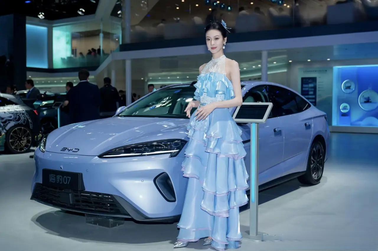 比亚迪从不让人失望！2026北京车展豪横包馆，尽显中国智造底气！
 
2026年