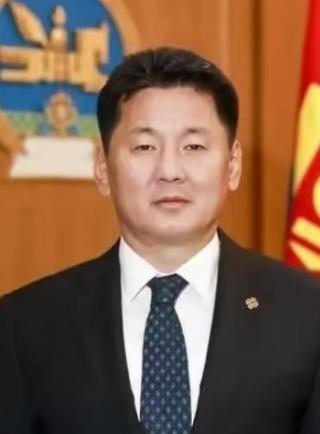 蒙古国要是真敢加入北约，那它离变成第二个乌克兰，真就不远了，但是蒙古国早上宣布要