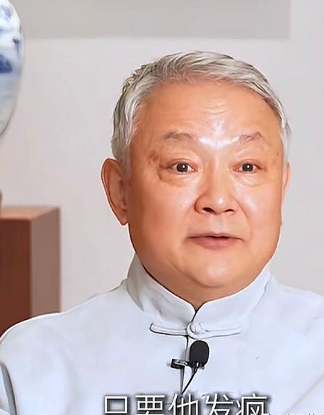 演员欧阳奋强说：“在拍《红楼梦》时，我和马广儒、高宏亮经常到外面喝点小酒，我和高