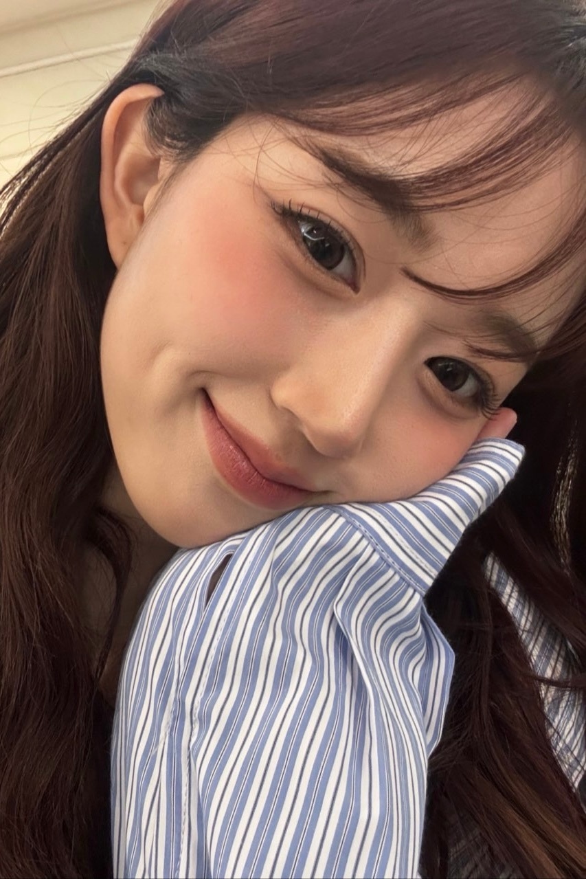 Haewon海媛可以做自印小卡的自拍16吴海媛[超话] ​​​