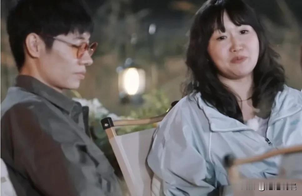 《再见爱人 4》三对夫妻中
麦琳李行亮这一对看起来感情最好的，但实际上问题是最突
