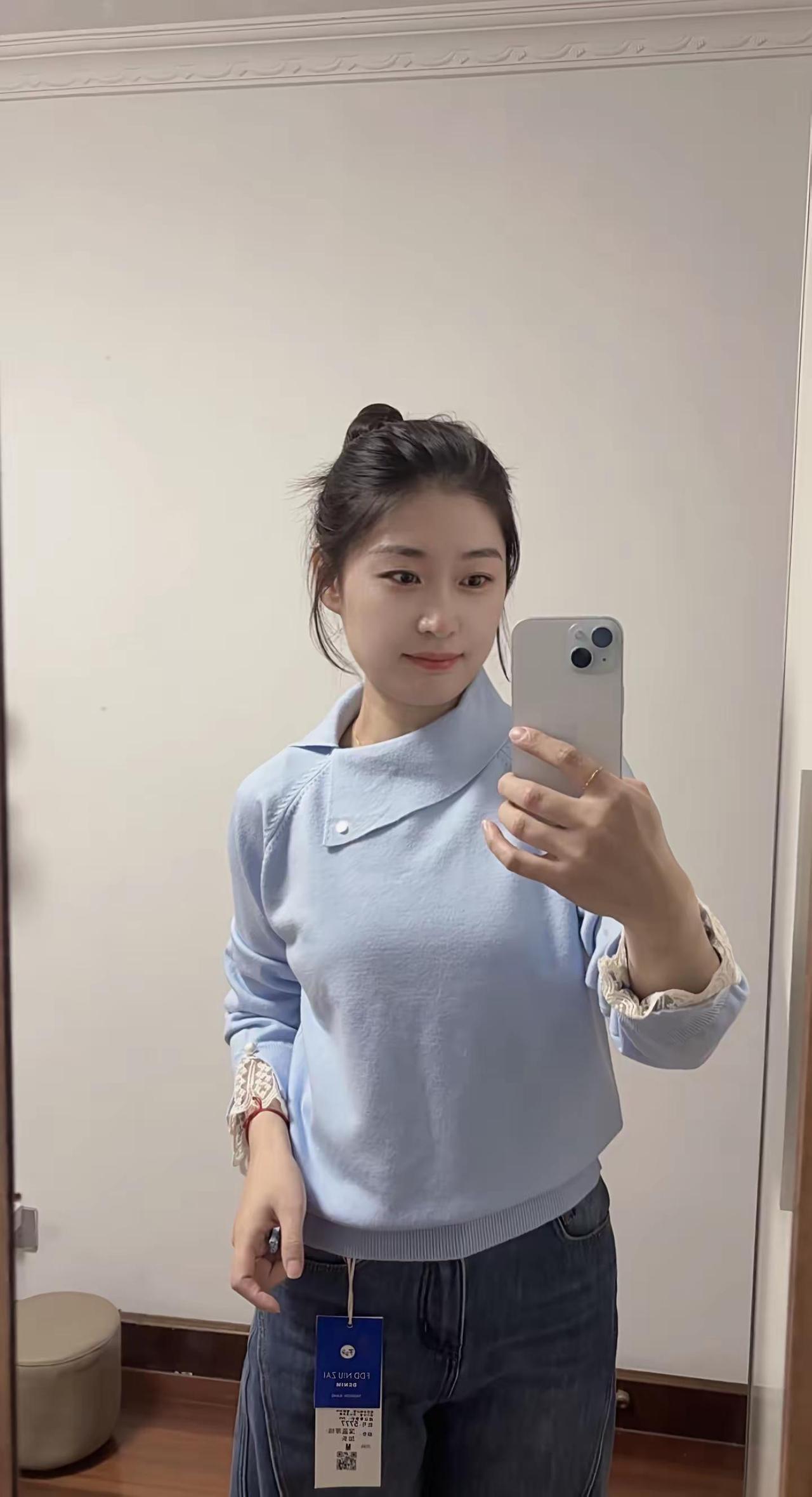 风吹雨打知生活 苦尽甘来懂人生 生活甜不甜我不知道 但苦是真的苦 如果一切的苦尽