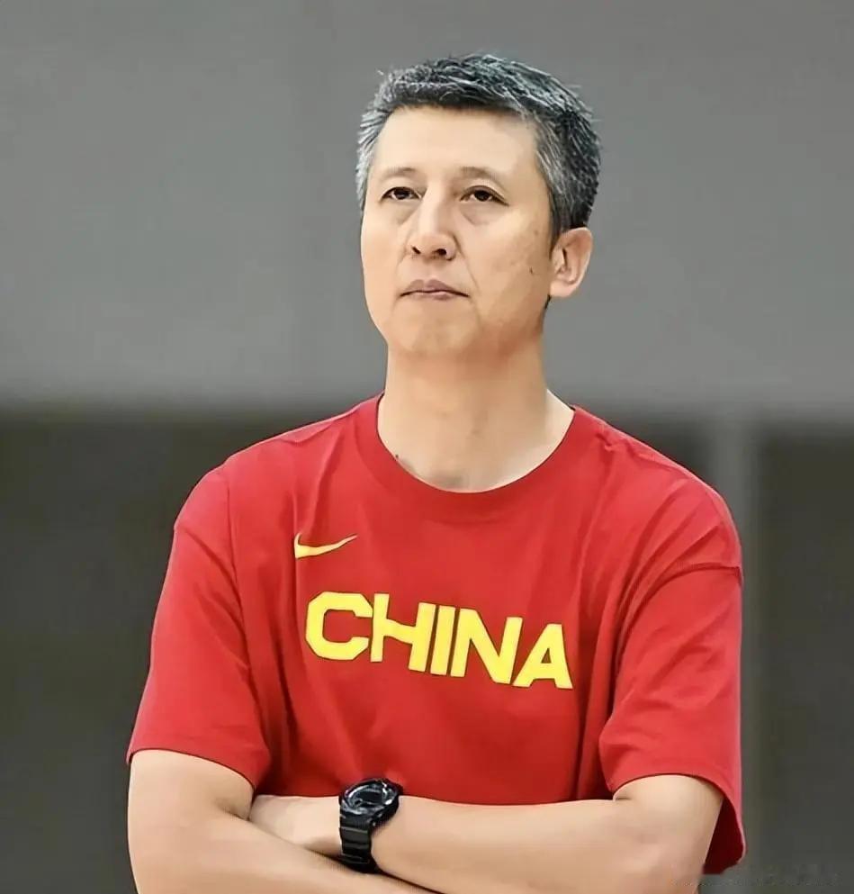 中国男篮热身赛胜荷兰，不过是老叔为日本球探演的一出戏而已，球迷别当真！

赵继伟