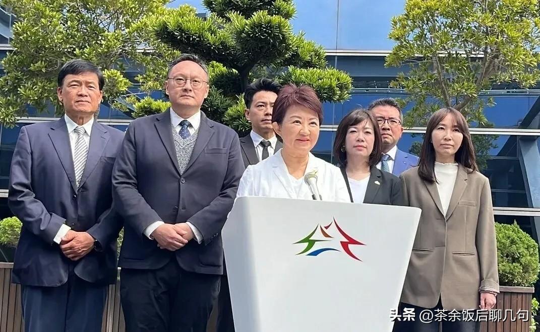 蓝绿一丘之貉！国民党台中市长卢秀燕访美闹得满城风雨，谁知道今天去之前才知道，民进