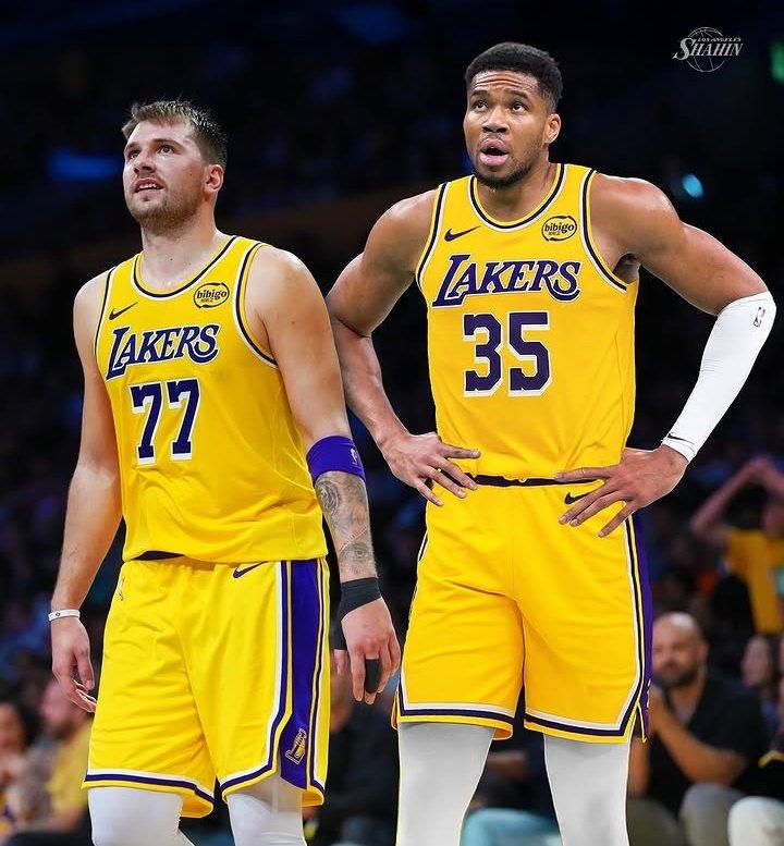 如果扬尼斯·阿德托昆博想要重拾他在球迷和媒体界曾拥有的那种巨大影响力，那么加盟洛