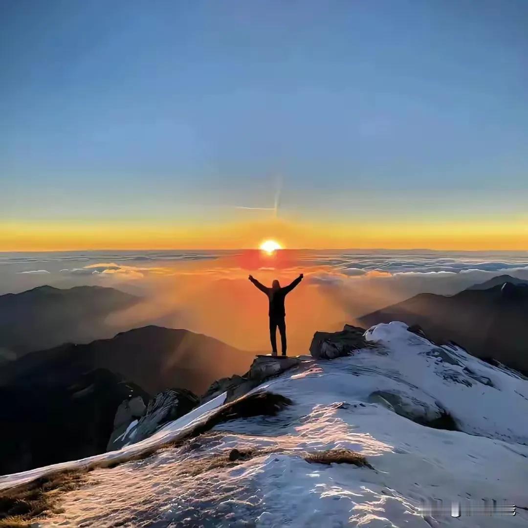 #一辈子起早贪黑忙忙碌碌为了什么？#为了对抗生活压力，保持生命的延续！

现实的