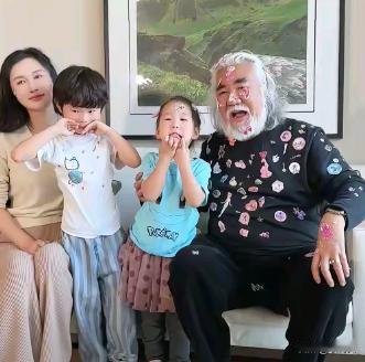 张纪中应该不用拜年吧，估计比他岁数大的应该都去世了。