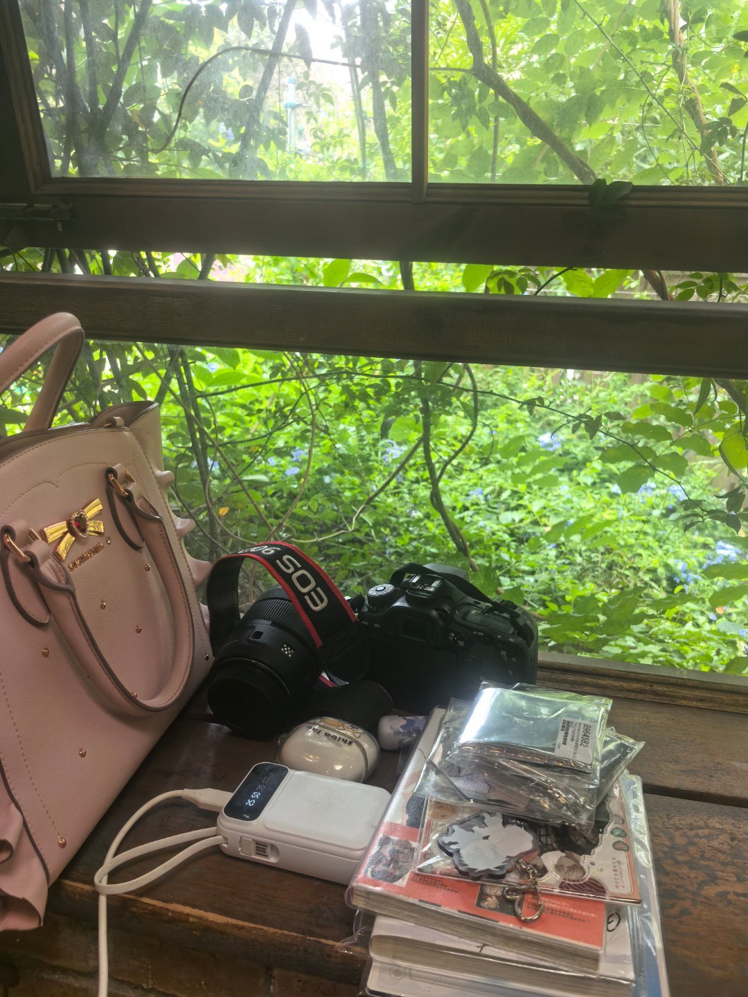 超难找的店，说实话我进来坐下了都没看到店牌子在哪里，只是潜意识里觉得应该是这里吧