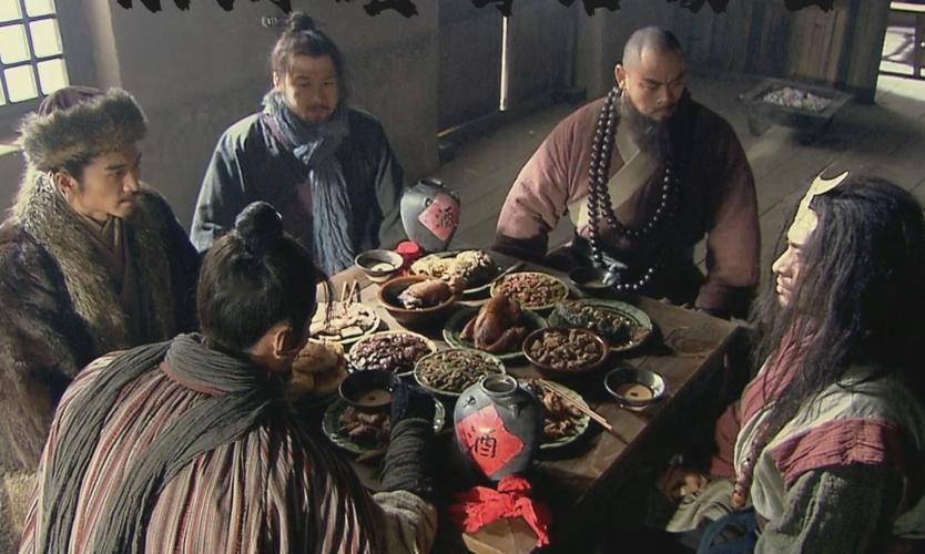 大口吃肉大碗喝酒，《水浒传》好汉们的美食传奇背后，藏着宋代饮食文化的惊人真相。