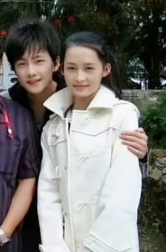 停停停这张糊的我都觉得好美好帅 