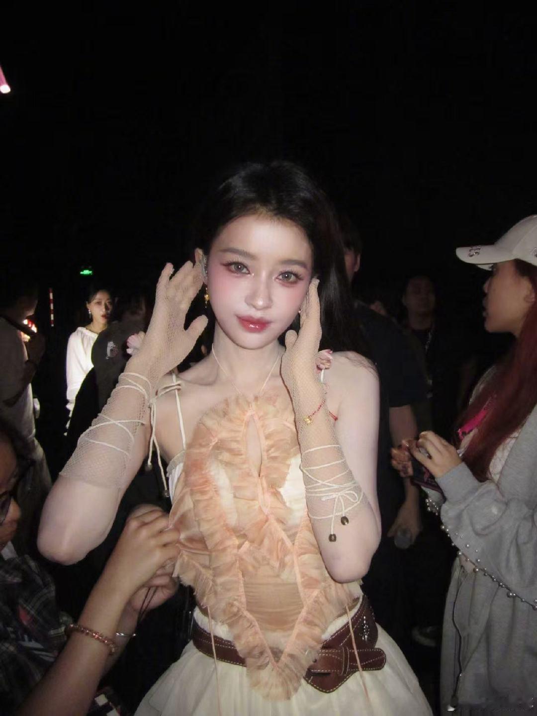 孙怡二公还是队长 二公赛制还没公布，但光是“孙怡继续当队长”这七个字就已经够刺激