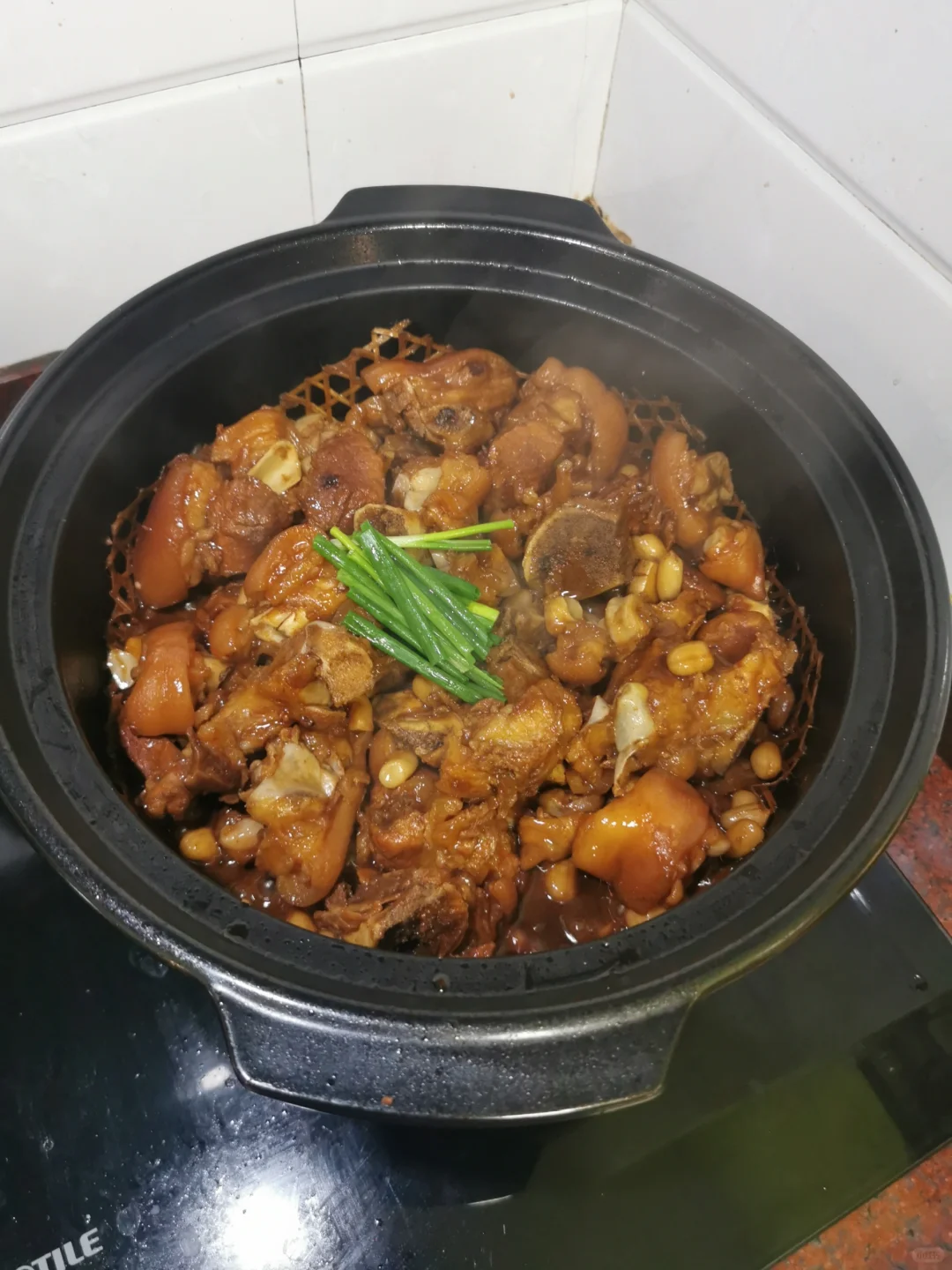 南乳花生猪手，真的太🉑了，一点也不油腻