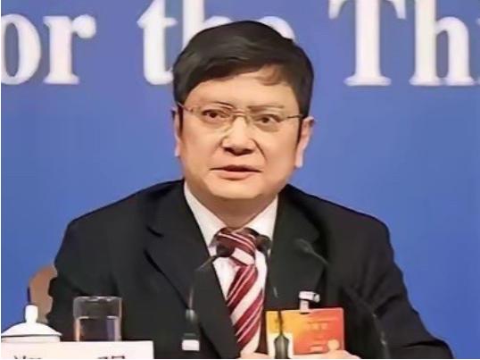 浙大教授郑强，再次抛出惊人言论！他说：“中国是人口大国、劳动力大国，人工智能要是