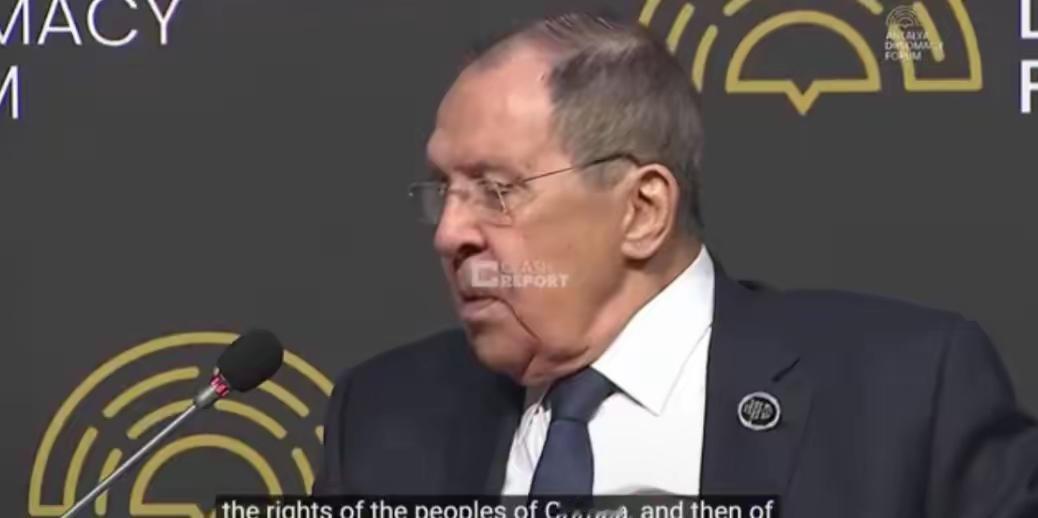 俄罗斯外长拉夫罗夫今天说：“当年在需要承认科索沃独立时，西方搬出了民族自决原则—