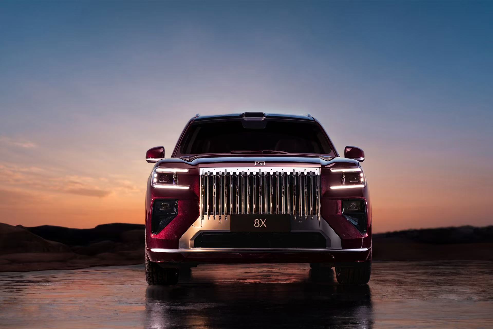 极氪8X 极氪8X马上要来了，一样采用的是旗舰核心配置。极氪9X同源的SEA-S