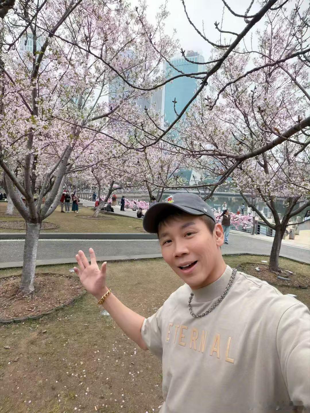 戴军能让陶喆哭今夜喜友秀 陶喆本是公认的即兴之王，没想到遇上戴军直接被拿捏，各种