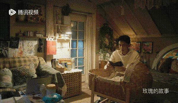 #黄亦玫带娃三年考了3本资格证#黄亦玫面试，大大方方承认了已经生孩子，又默默拿出