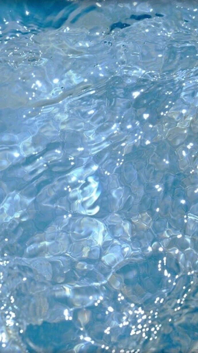 “  山山水水，皆是一来一去。  人生无常，心安便是归处。           