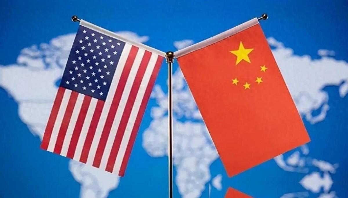 坐拥 39 万亿巨债的美国到处挑事，遇上中国却全程缩手，真没底气硬碰硬？海上舰艇
